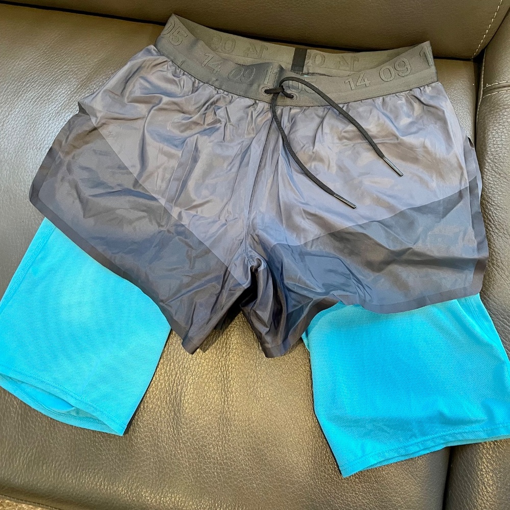 Nikelab Colorblock Pattern Jogger Running Shorts … - image 4